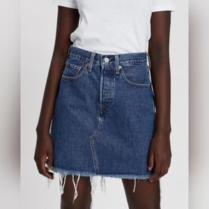 Levi’s Denim Skirt size 29